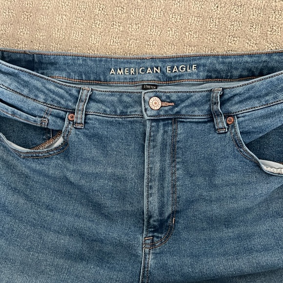 AE Mom Jean - Picture 5 of 7